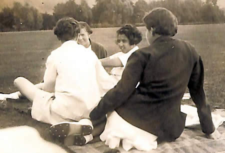 Unidentified players from Myrtle Maclagan's photo album
