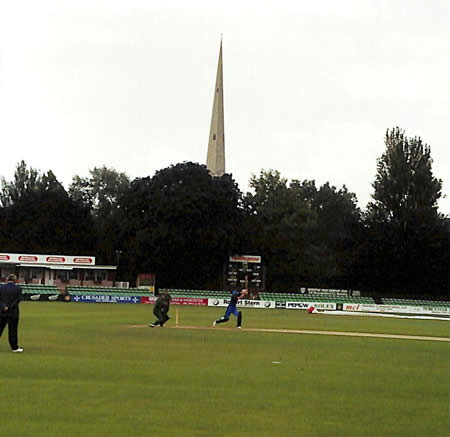 Action at Worcester during the 5th ODI - Photo 2